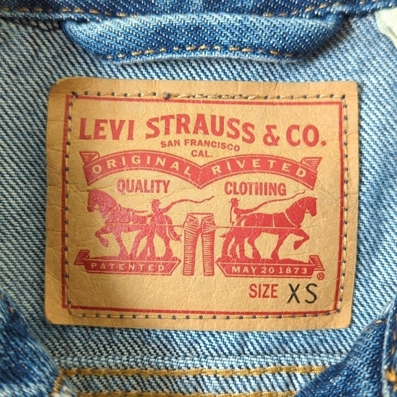 Levi's Classic Star Studded Dark Wash Long Sleeve Denim Jean Trucker Jacket XS - Picture 5 of 16